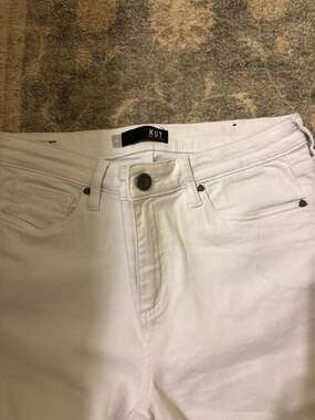 Kut from the Kloth White Wide Leg Raw Hem Jeans Size 12
